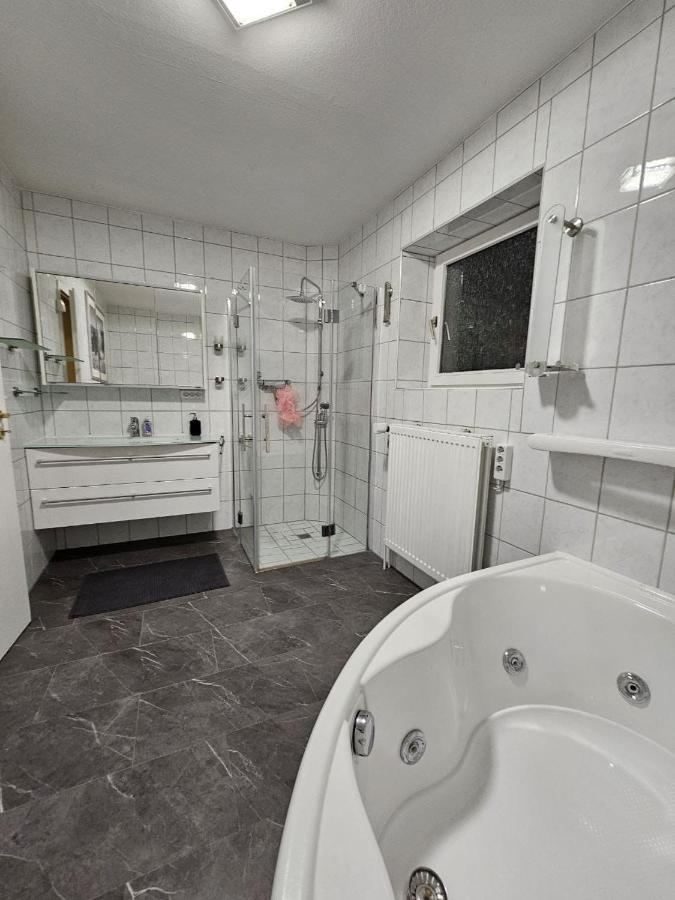 Haus An Der Weser Ferienwohnung Brevorde Esterno foto